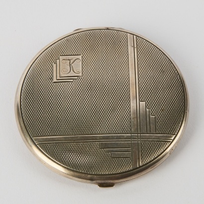 An Elkington & Co Sterling Silver Compact