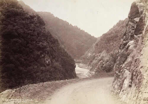 BURTON BROTHERS Manawatu Gorge