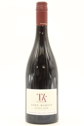 (1) 2021 Te Kairanga John Martin Pinot Noir, Martinborough [JR16] &diams;