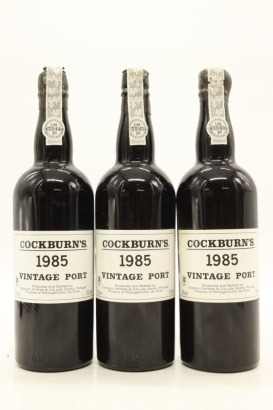 (3) 1985 Cockburn's Vintage Port, Portugal, 20% ABV &diams;