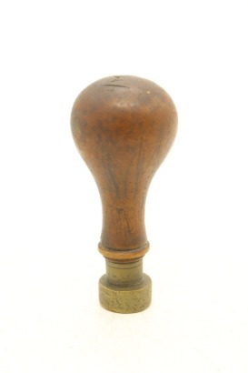 (1) Vintage Wax Seal Stamp - "Colonial Wine" &diams;