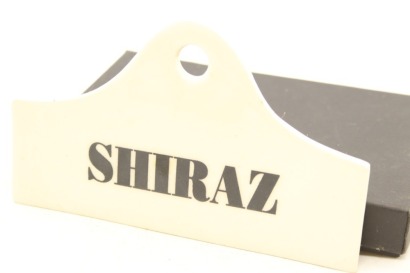 (1) Shiraz Ceramic Bin Tag, Made in Bath, England (GB) &diams;