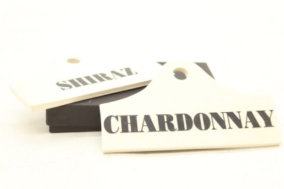 (1) Shiraz & Chardonnay Ceramic Bin Tags, Made in Bath, England (GB) &diams;