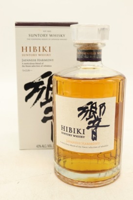 (1) Hibiki Japanese Harmony Blended Whisky, 43% ABV