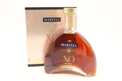 (1) Martell X.O. Cognac, France, 40% ABV (GB)