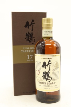 (1) Nikka Taketsuru Pure Malt 17 Year Old Blended Japanese Malt Whisky, 43% ABV