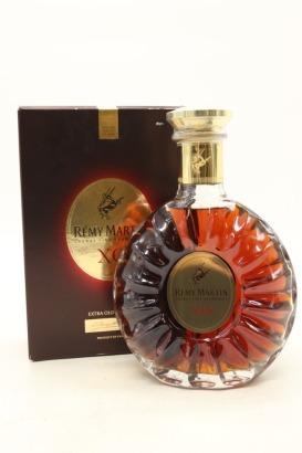 (1) Remy Martin XO, 40% ABV (GB)