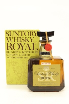 (1) Suntory Royal Blended Japanese Whisky, 43% ABV (GB)