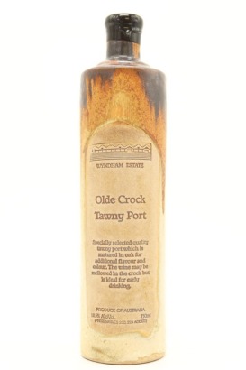(1) Wyndham Estate 'Olde Crock' Tawny Port in Decanter, Australia, 18.5% ABV