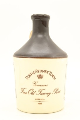 (1) Buller & Son Port of Sydney Town Governors Fine Old Tawny Port, 17.8% ABV