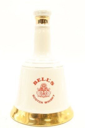 (1) Bell's Specially Selected 'Prince Henry Commemorative Birth Edition' Blended Scotch Whisky Decanter, 43% ABV, 500ml