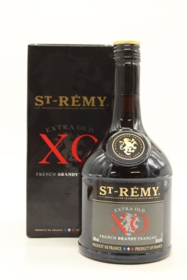 (1) St. Remy Extra Old X.O. Brandy, France, 40% ABV (GB)