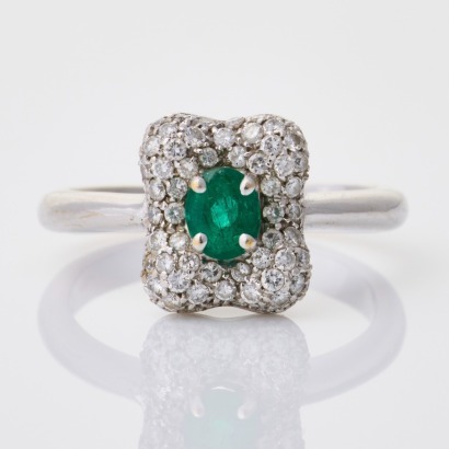 18ct White Gold, Oval Emerald / .45ct Diamond Dress Ring