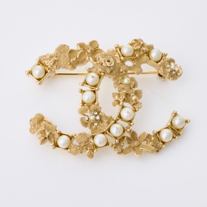 Chanel, CC Logo / Faux Pearl Brooch with Box
