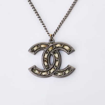 Chanel, Reversible CC Logo / Fibre Pendant Necklace with Box