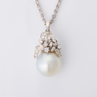14ct White Gold, 13.60mm Baroque Pearl / .30ct Diamond Pendant Necklace