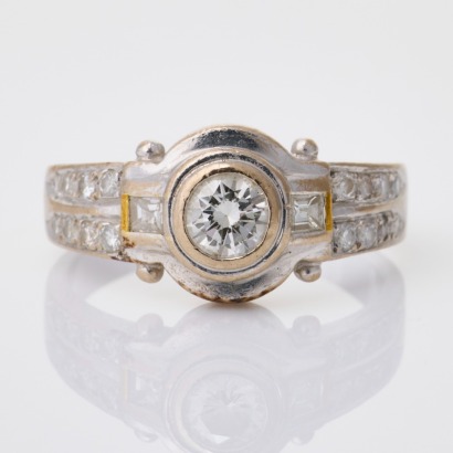 18ct White Gold, Modern, 0.45ct Diamond / 0.24ct Diamond Ring