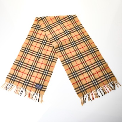 Burberry, 100% Lambswool Scarf