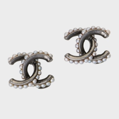 Chanel, CC Logo & Faux Pearl Earrings with Box
