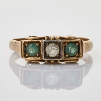8ct Yellow Gold, Vintage, Glass Set Ring
