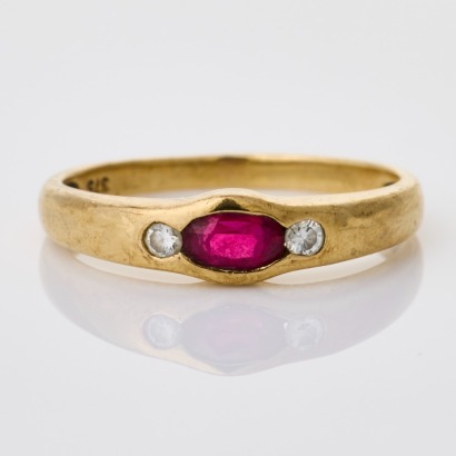 9ct Yellow Gold, Vintage, Synthetic Ruby / 0.04ct Diamond Ring