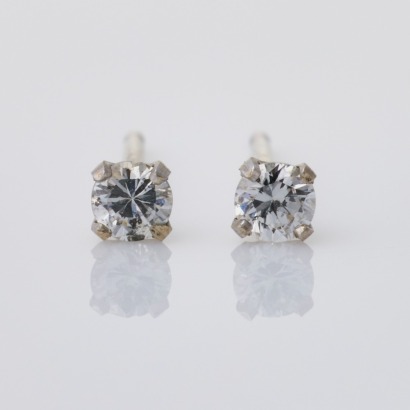 14ct White Gold, 0.15ct Diamond Stud Earrings