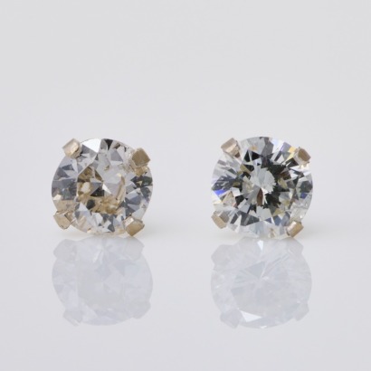 14ct White Gold, 0.86ct Diamond Stud Earrings