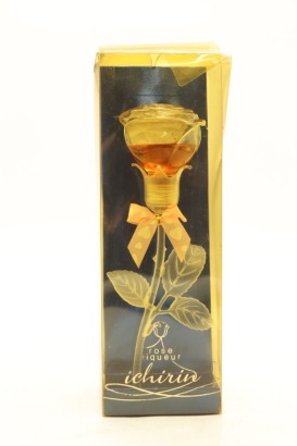 (1) A Rose Liqueur Miniature
