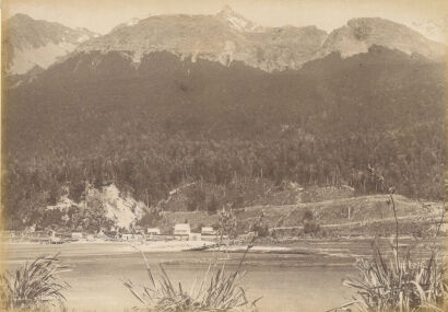 PHOTOGRAPHER UNKNOWN Kinloch - Lake Wakatipu