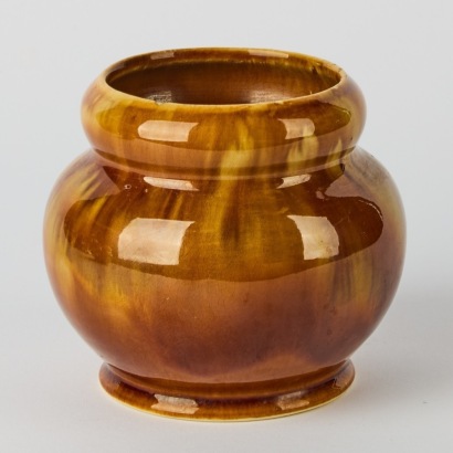 An Early Crown Lynn Vase