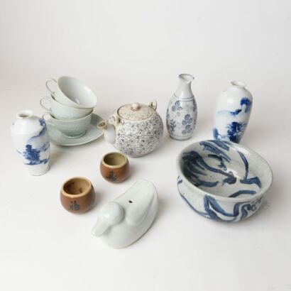 A Group of Eleven Japanese Porcelain Items