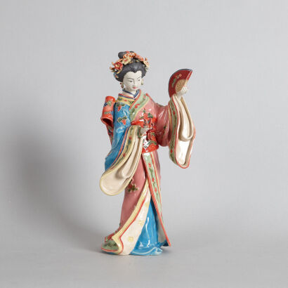 A Chinese Foshan Ceramic Japanese Lady Statue