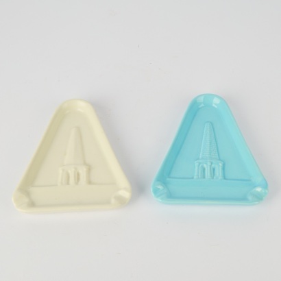 A Pair of Vintage Air New Zealand Porcelain Ashtrays
