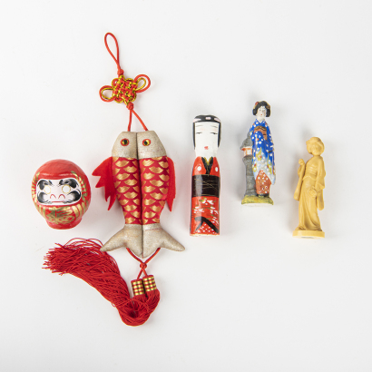 A Group of Five Small Japanese Figures pieces - The Collection of John Perry's Asian Art