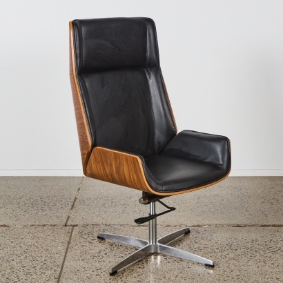 A Mid-Century Style Walnut Office Chair