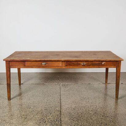 A French Farmhouse Table