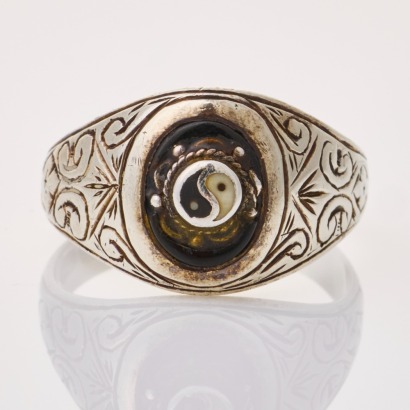 9ct White Gold/ Enamel, Vintage, Signet Ring