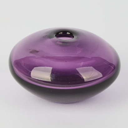 A Hand Blown Glass Art Vase