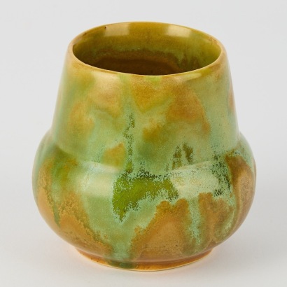 An Early Crown Lynn Vase