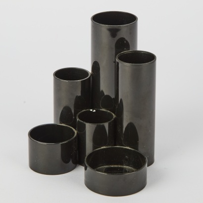 A Vintage Style Essette Pencil Caddy
