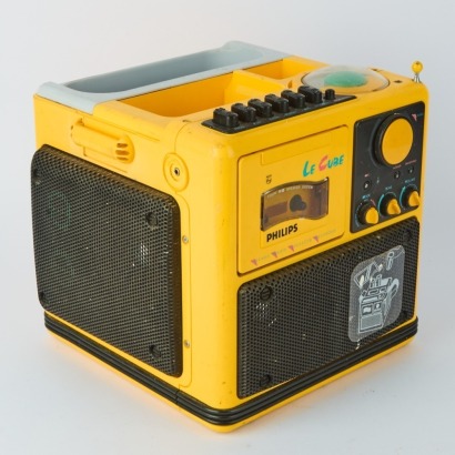 A Retro Style Le Cube Philips Speaker and Drink Cooler
