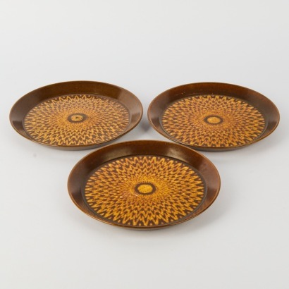 A Trio of Crown Lynn Forma Plates