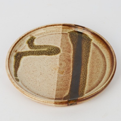 A Small New Zealand Studio Pottery Dish