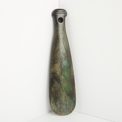 An 18th Century Pounamu Mere, Aotearoa