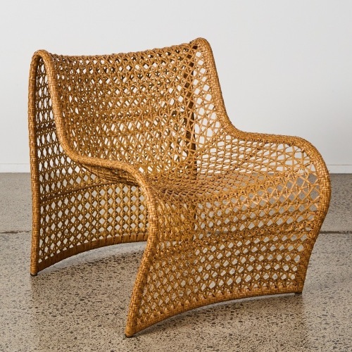 An A&C Wave Chair