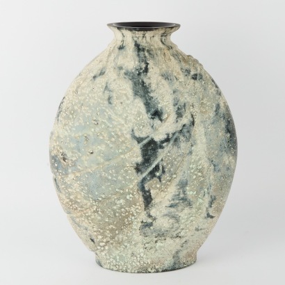 A Post-Modern Large Murano Cenedese Scavo Art Glass Vase