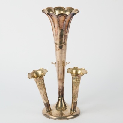 An Antique Epergne Vase