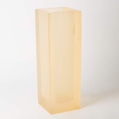 An Acrylic Vase