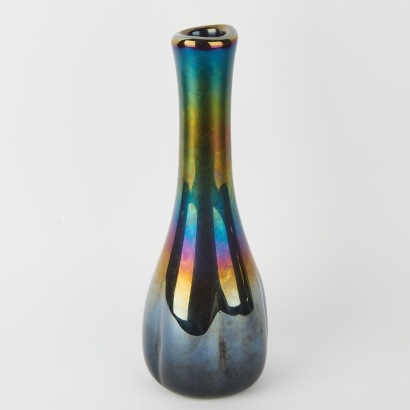An Ultra Rare Mel Simpson 1979 Iridescent Art Glass Vase Signed
