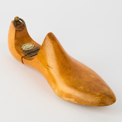 A Vintage Shoe Last From Poulsen, Skone & Co, London